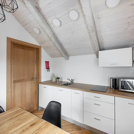 Apartamentų viešbutis Piano 3*